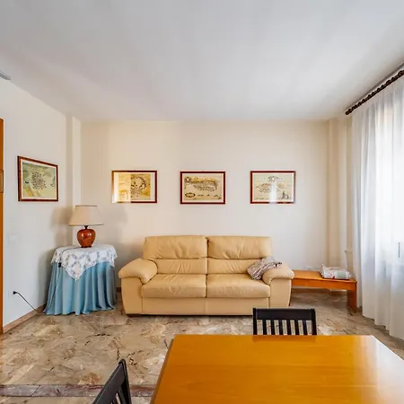 Magnolia Apartment *